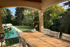 Villa Les Lauriers Roses avec piscine